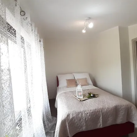 Dom Z Basenem I Widokiem Na 別荘 Radun