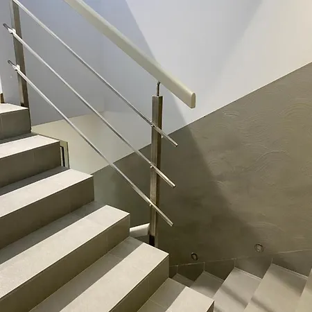 Dom Z Basenem I Widokiem Na