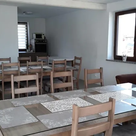 別荘 Dom Z Basenem I Widokiem Na