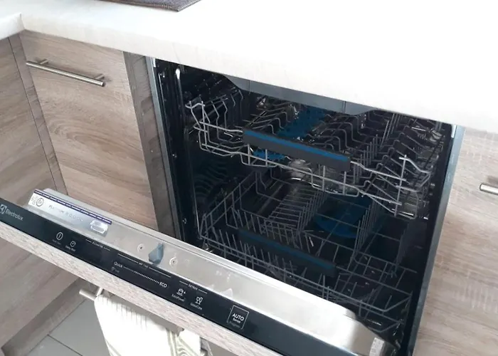 Dom Z Basenem I Widokiem Na