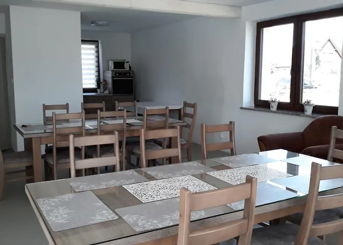 Prázdninový dům Dom Z Basenem I Widokiem Na