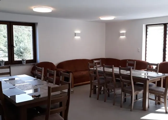 Prázdninový dům Dom Z Basenem I Widokiem Na Radun