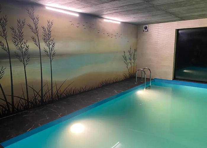 Dom Z Basenem I Widokiem Na Radun